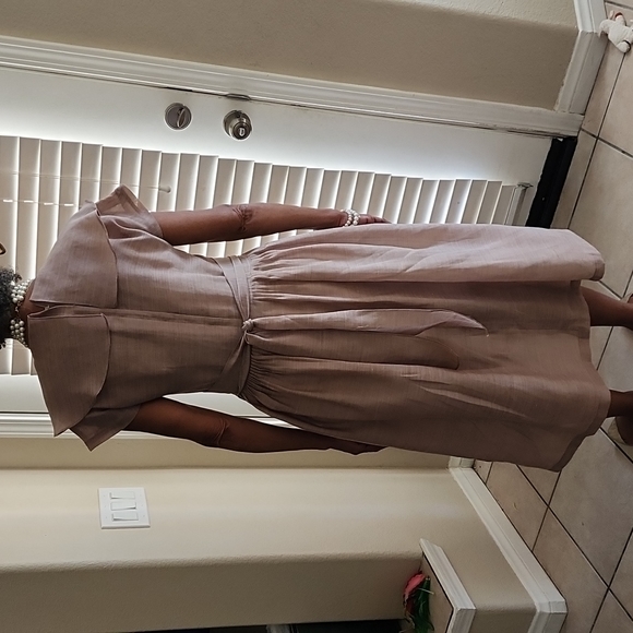 Dress - Picture 3 of 5